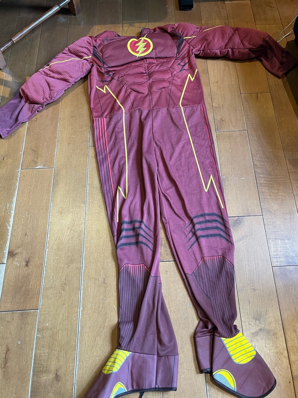 Flash Rubie’s for men one size marron Lightning Superhero Costume with Yellow